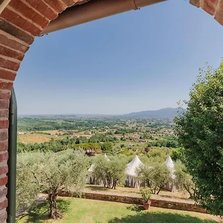 Rapondi, A Stone Farmhouse With Incredible View Lucca