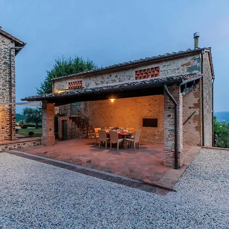 Villa Rapondi, A Stone Farmhouse With Incredible View Lucca